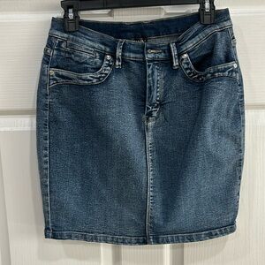 Venus Size 8 Jean Skirt